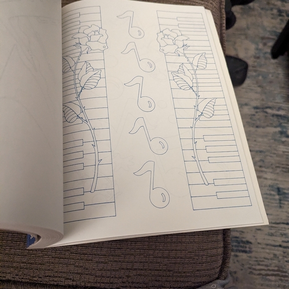 3/$30. Leisure Arts Iron On Transfers Book. Over 1000 Designs. Vintage. - Picture 7 of 15